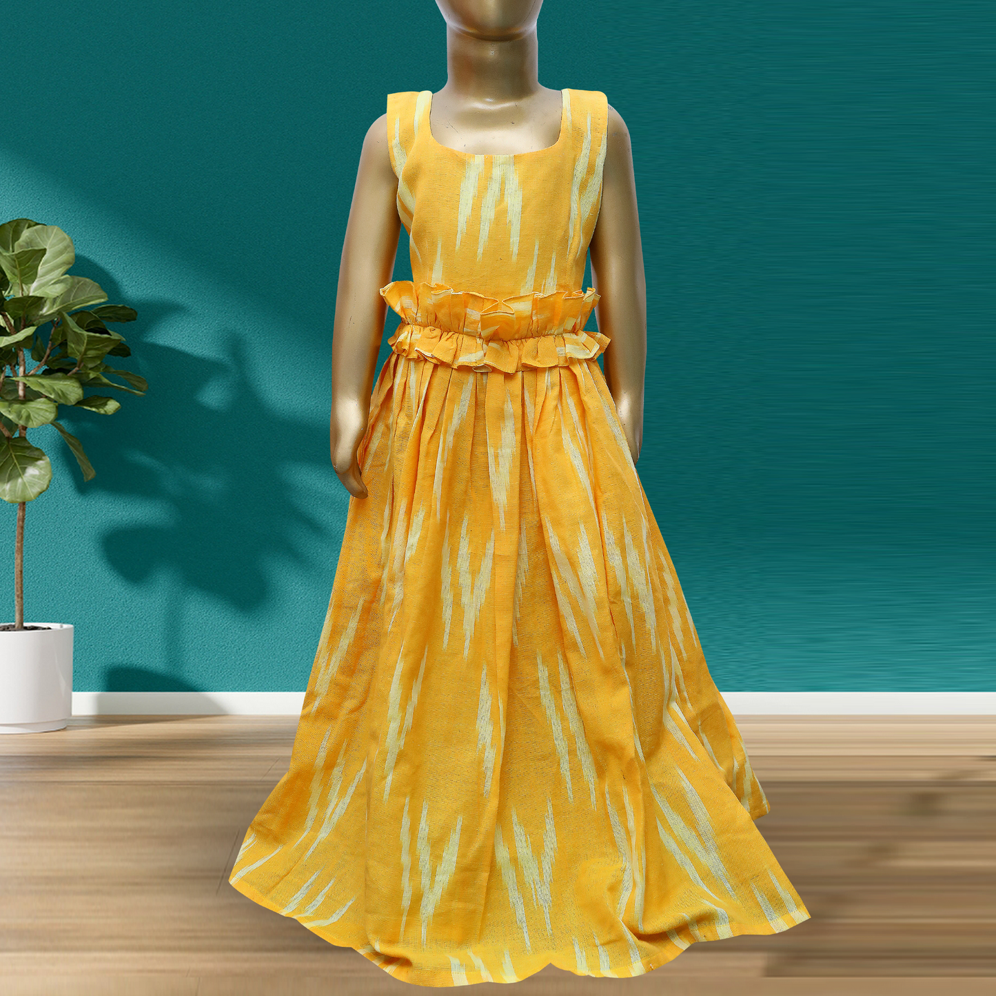 Yellow and White Sleeveless Gown β Elegant & Stylish Party Wear