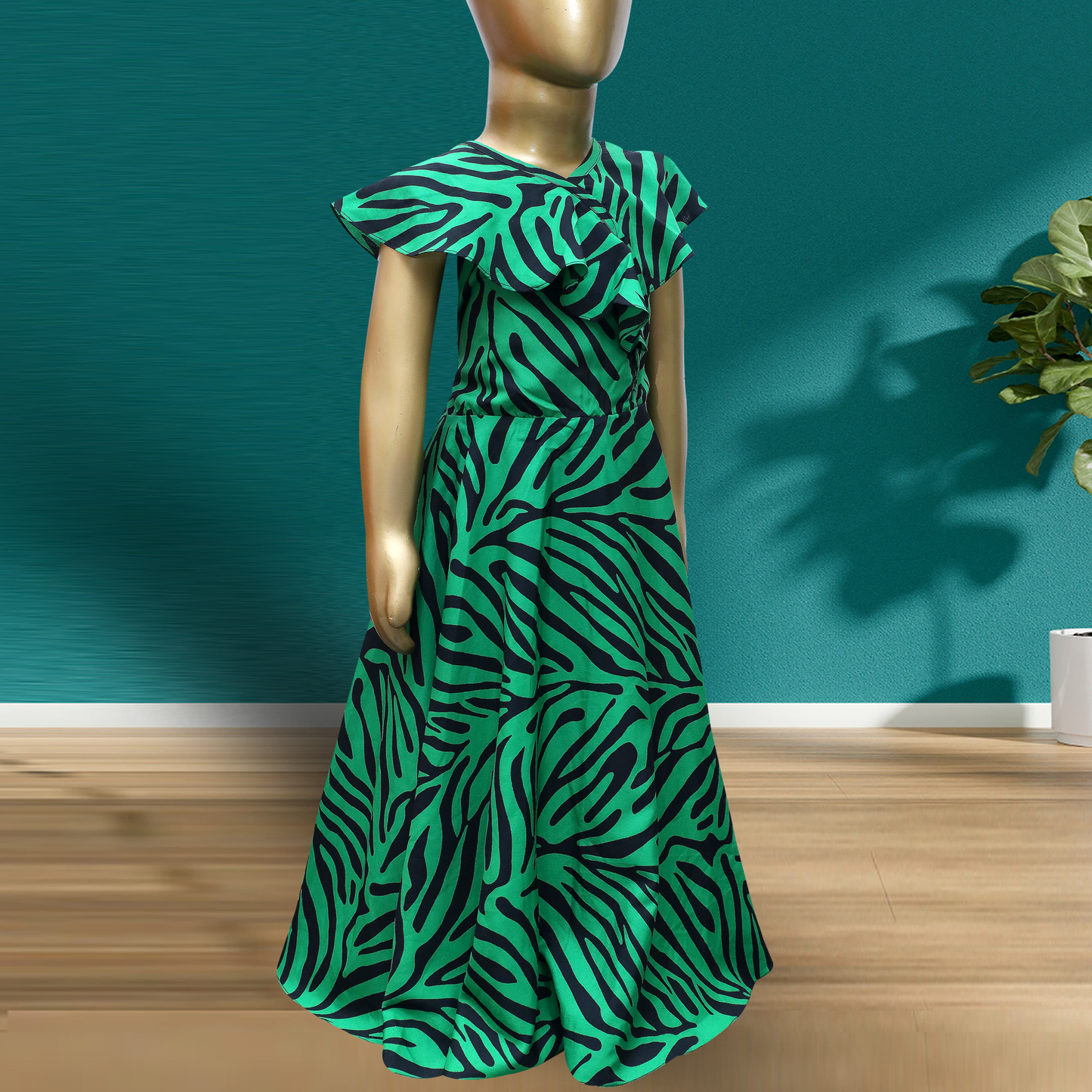 Green nd black printed gown