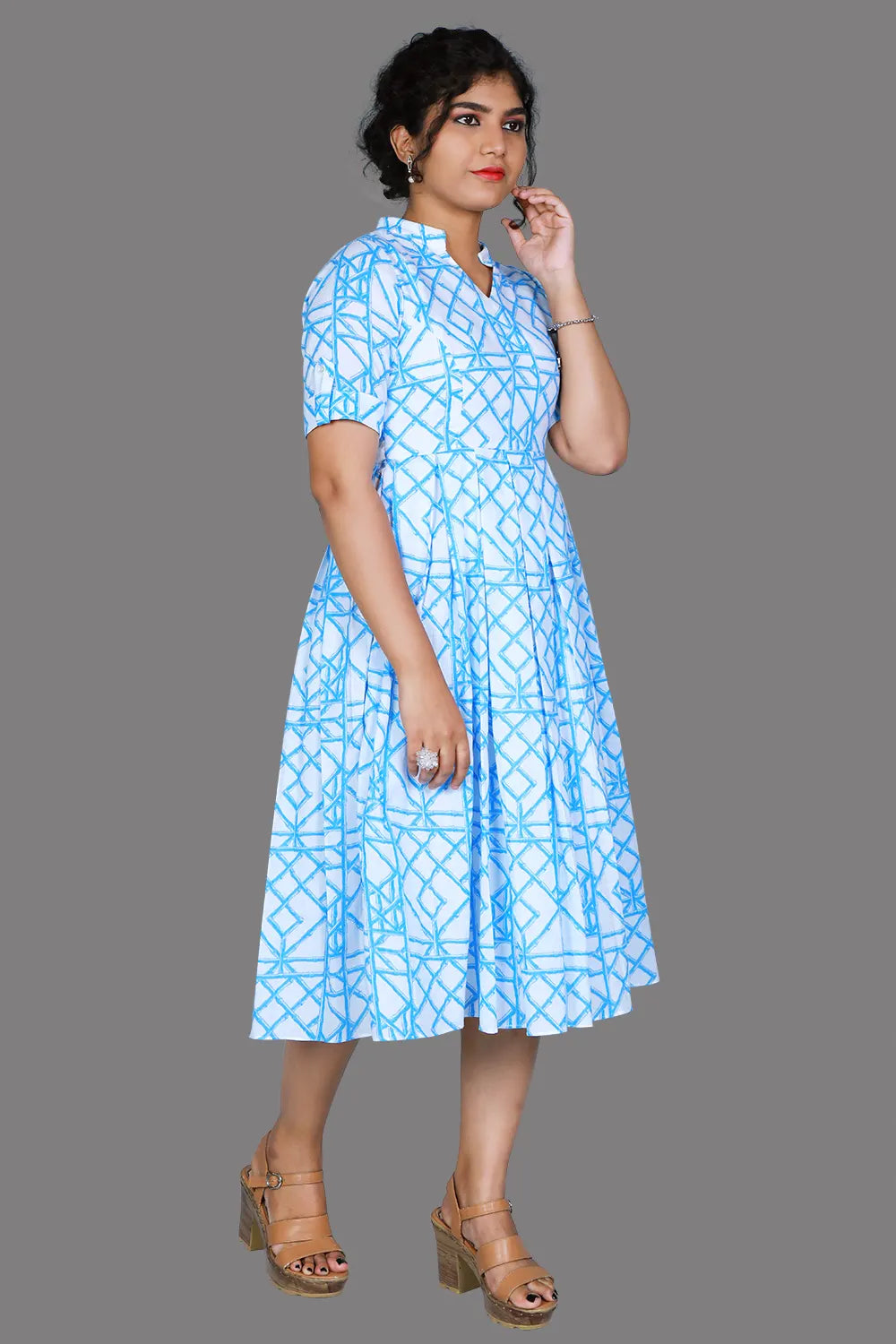 White Printed Mandarin Collar Neck Gown | S3G1244