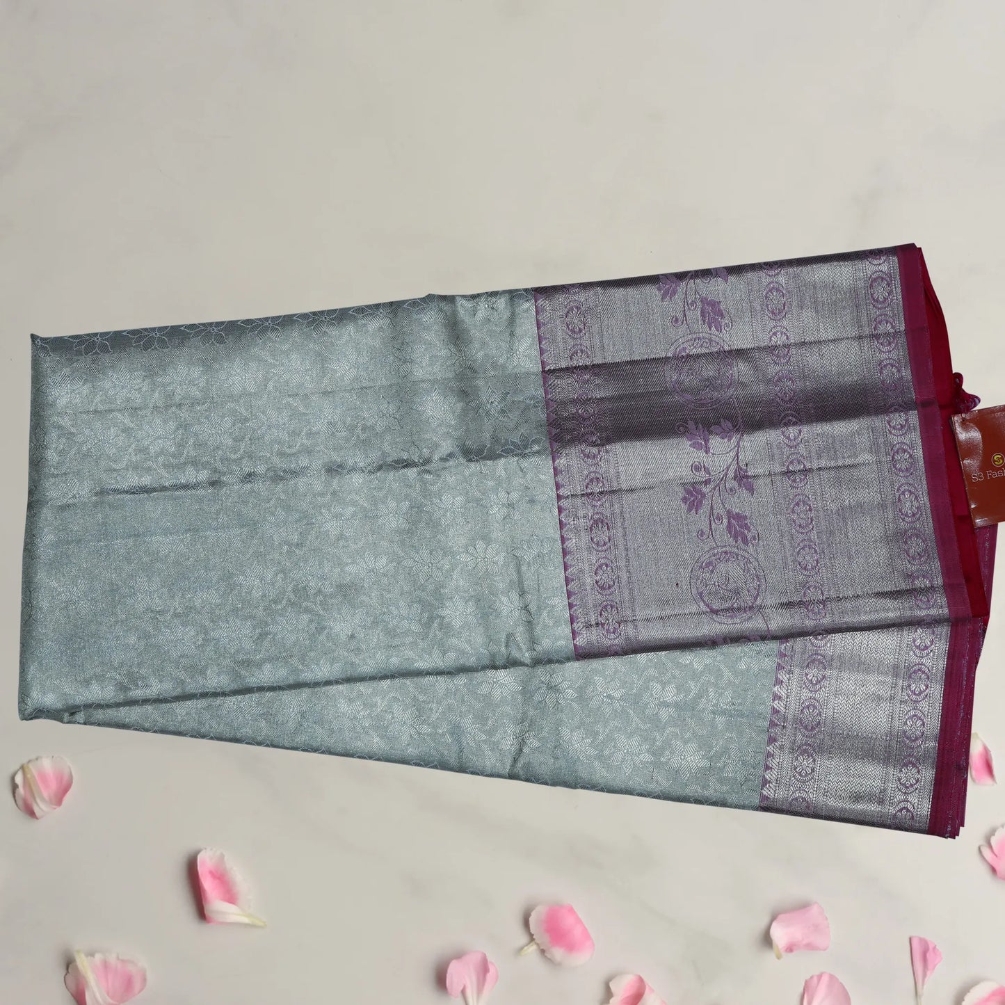 Elegant Silver and Pink Zari Pattu Saree – Shop Now