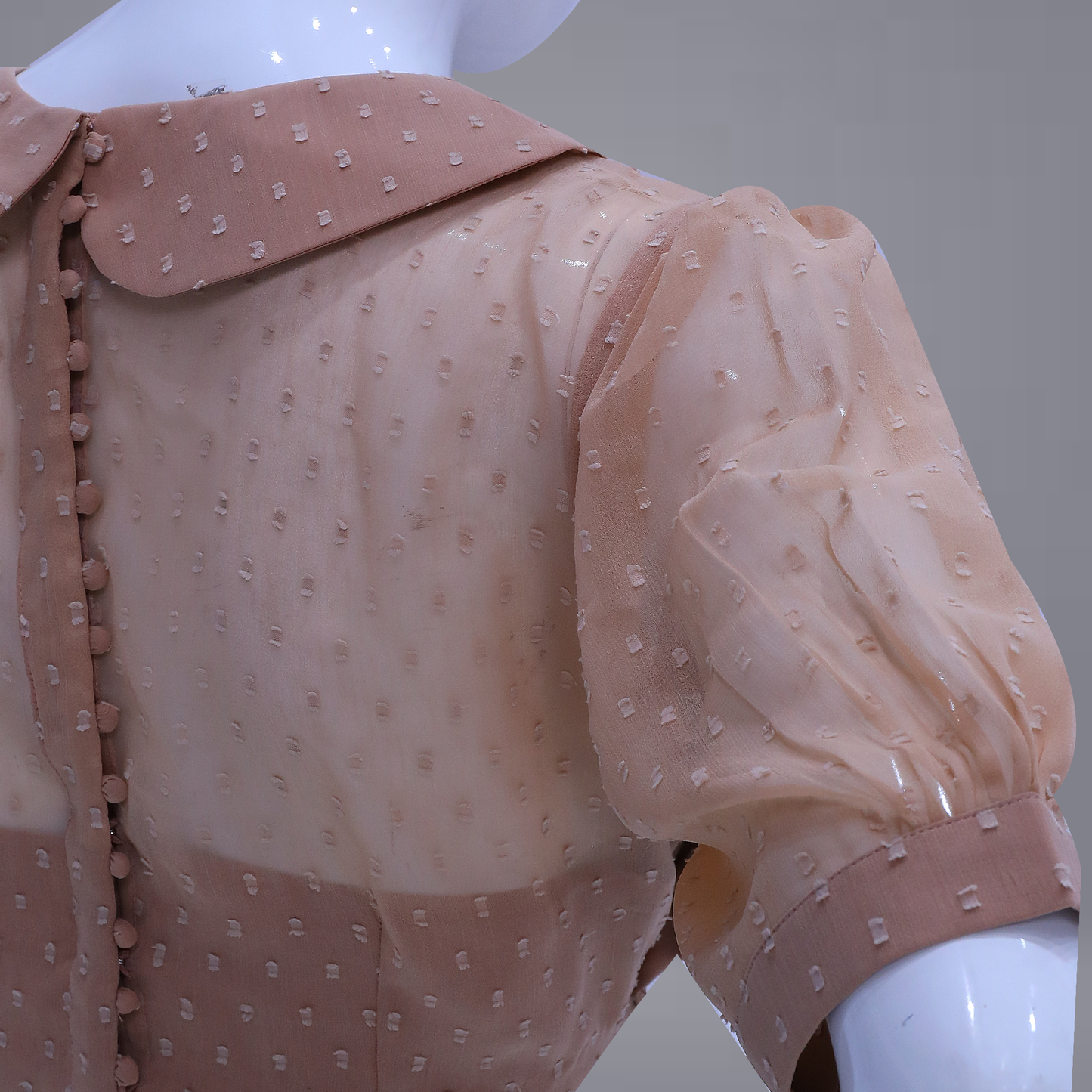 Butta Georget Peter panal collar neck