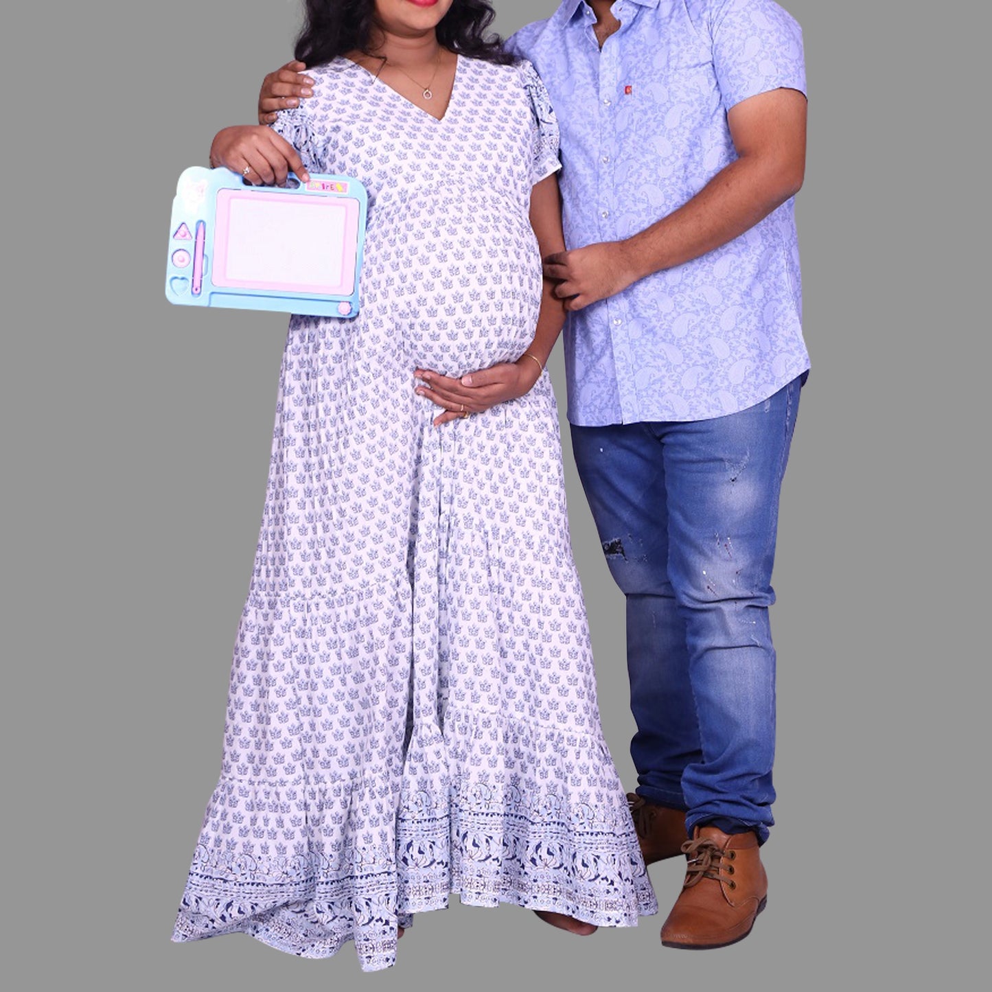 White Printed Maternity Shoot Combo | S3MWMC5