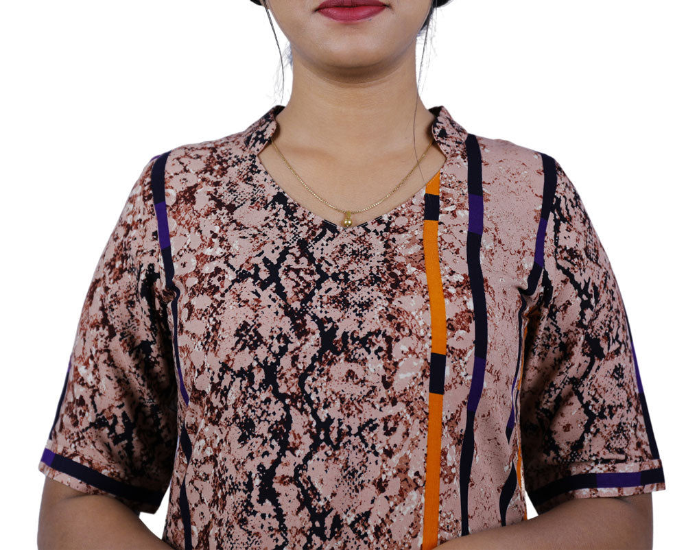 Women Abstract Georgette Straight Kurta (Brown)