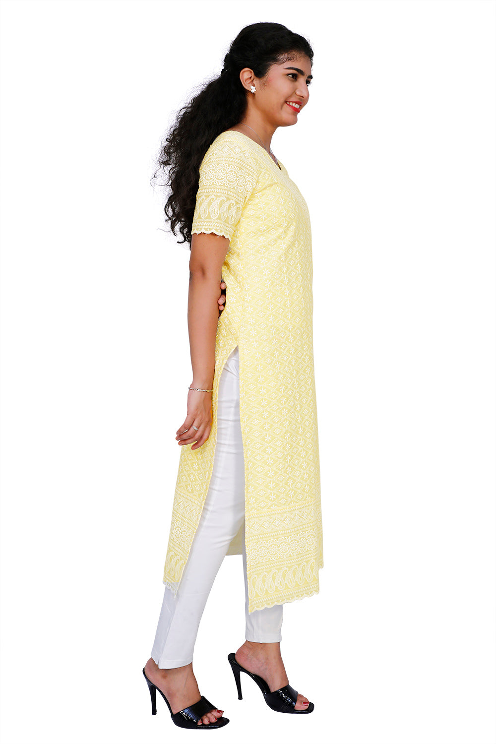 Women Chikan Embroidery Straight Kurta | S3K637