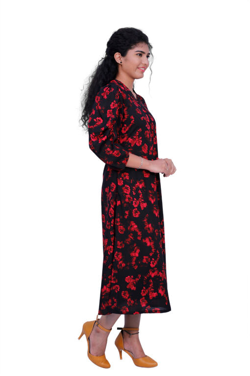Women Black & Red Floral Print A-Line Kurta | S3K622