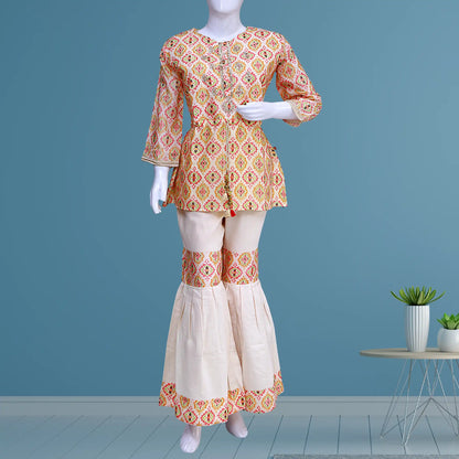 Women's Printed Kurti With Sharara & Dupatta | S3SKD1268