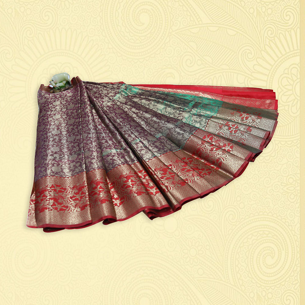 red saree