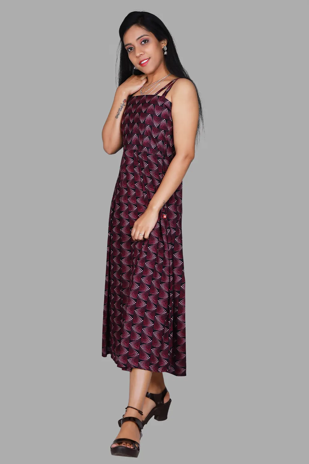 Buy Maroon Dresses for Women by ETHNOVOGUE Online | Ajio.com
