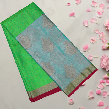Green Handloom Pattu Saree With Red Border | Red Border
