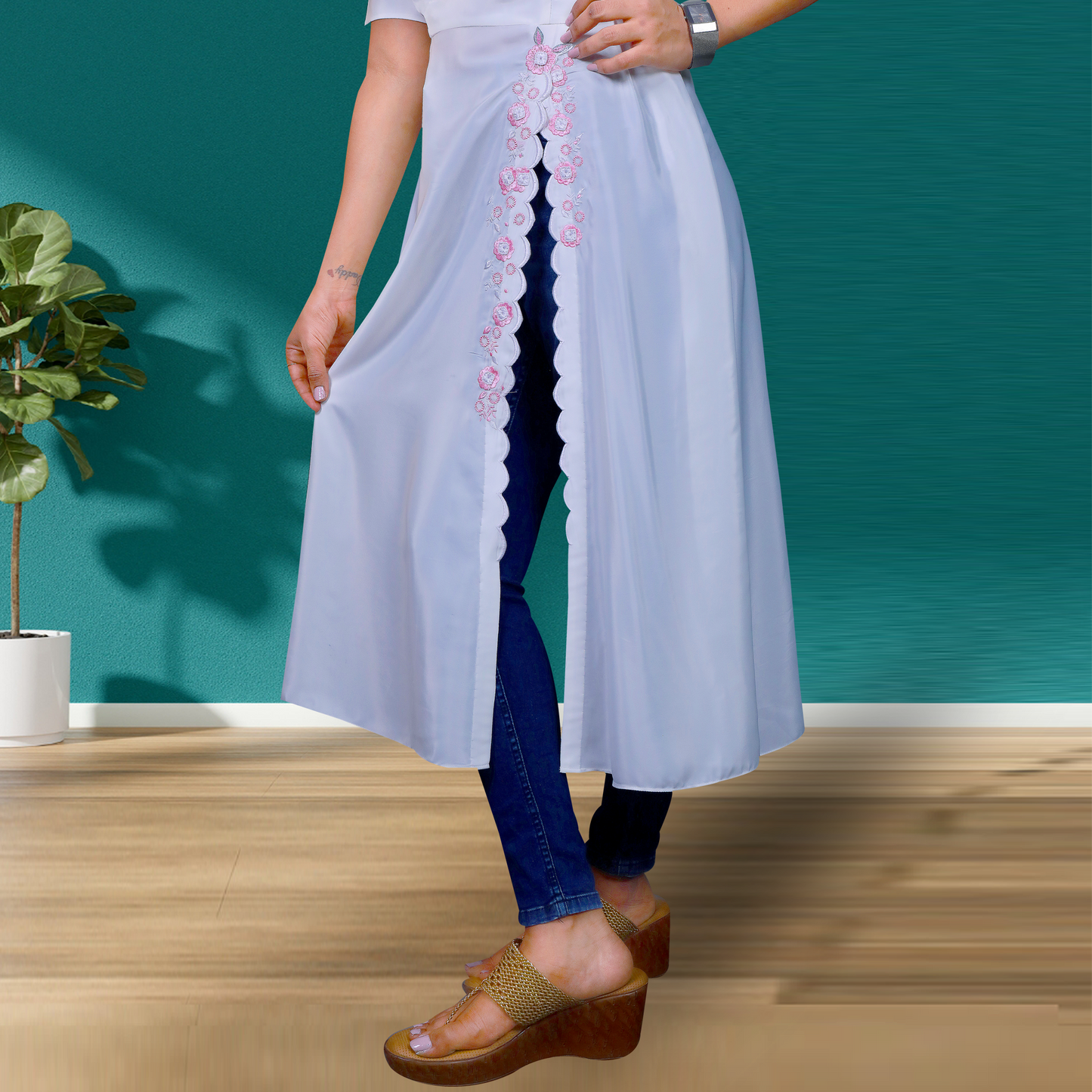 specifically a high-slit or side-slit Kurti