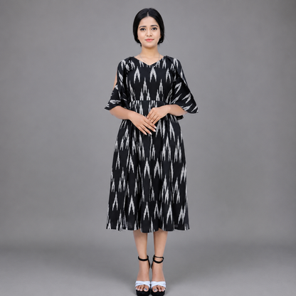 Black Ikkat Gown | S3G581