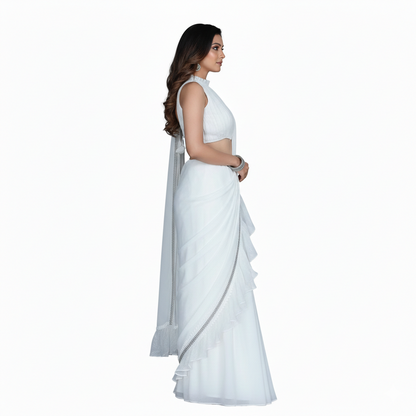 White saree with wrinkle design blouse and close neck, sleeveless blouse