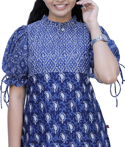 Women Abstract Straight Kurta | S3K618