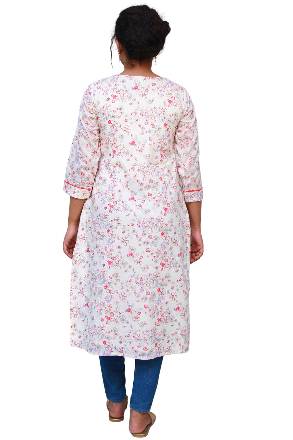 Women Floral Print Straight Kurta | S3K082